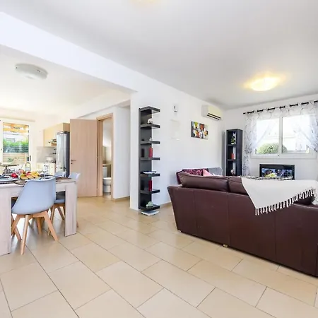 Nissi Gardens Ayia Napa